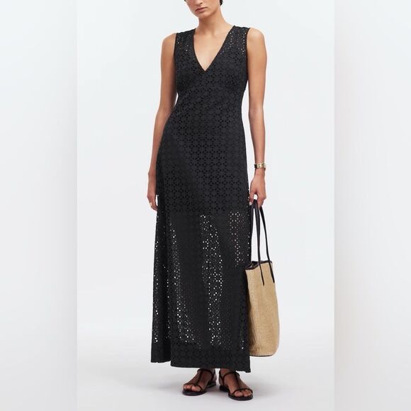 madewell black maxi dress Madewell Woman Maxi Black Dress Spaghetti Strap Size 2 Eyelet Floral Print
